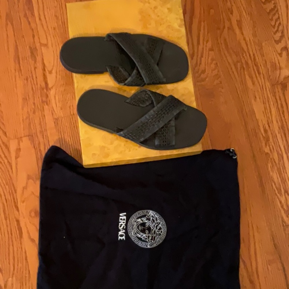 Men’s Versace slides